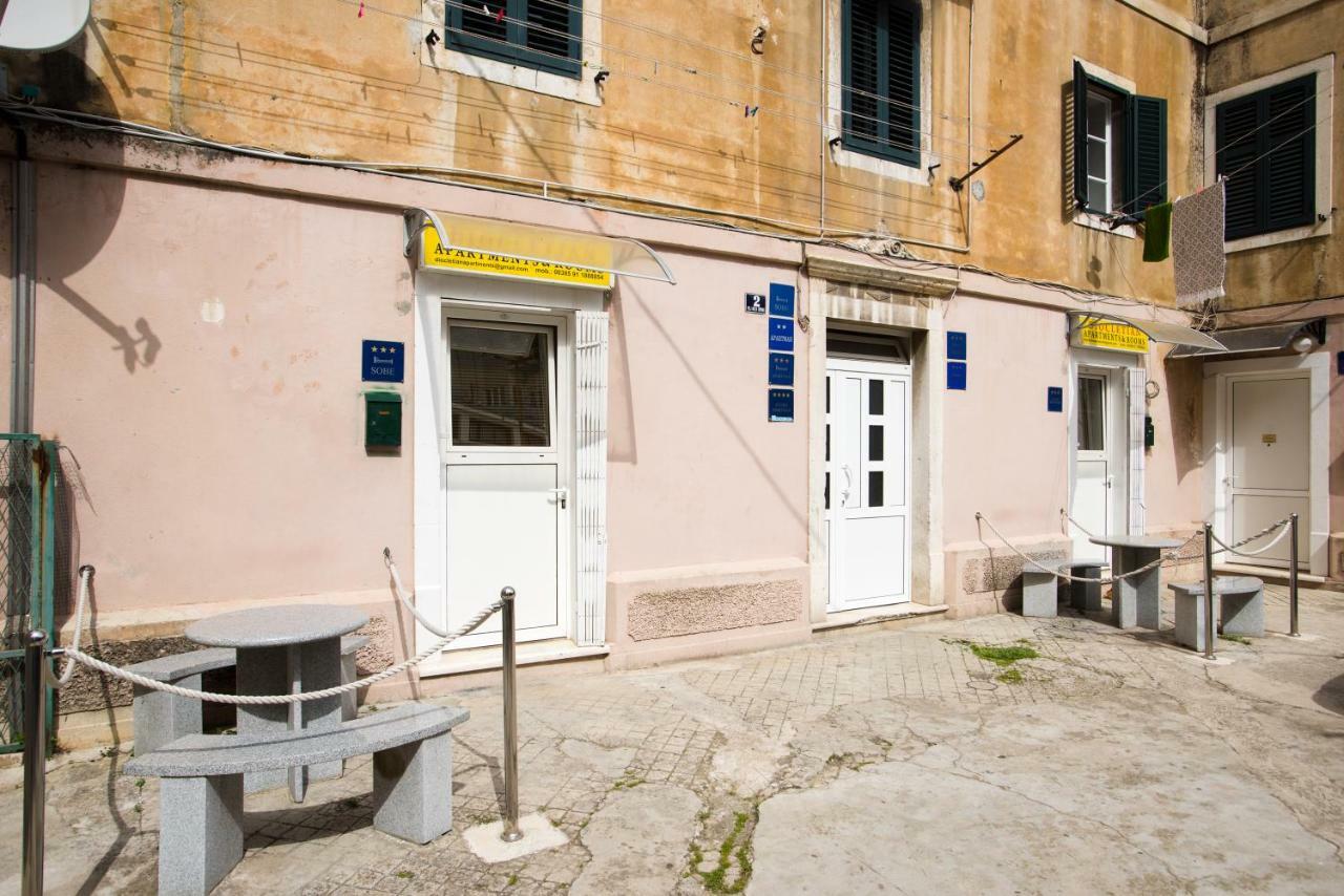 Nona Lena Studio Apartment Split Bagian luar foto