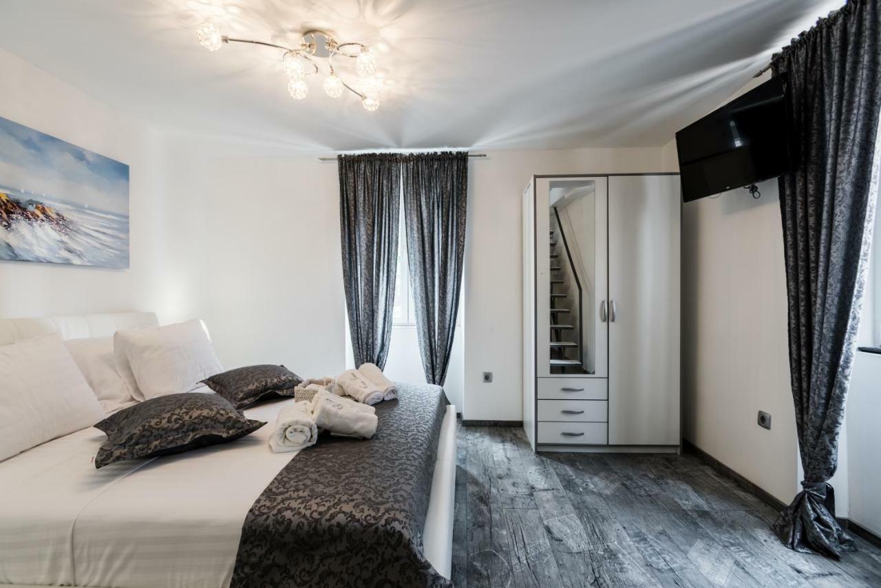 Nona Lena Studio Apartment Split Bagian luar foto