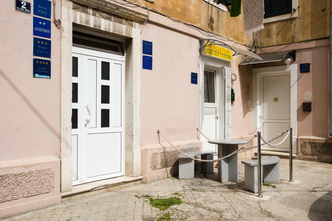 Nona Lena Studio Apartment Split Bagian luar foto