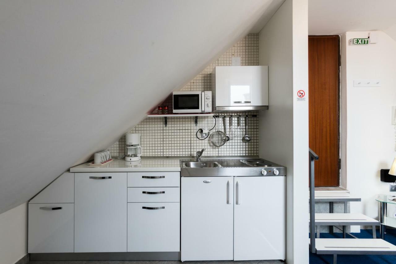 Nona Lena Studio Apartment Split Bagian luar foto